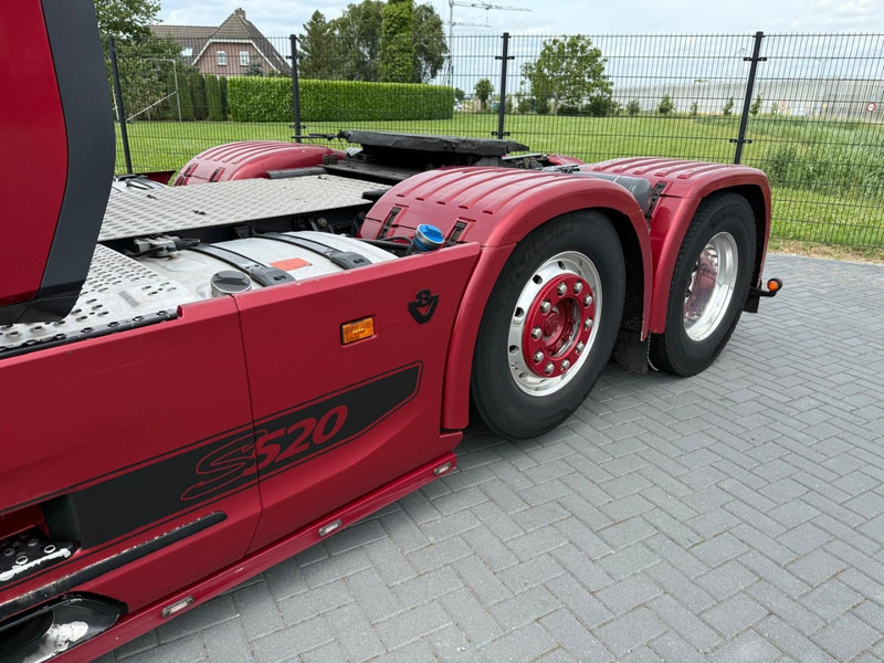 Scania S520 V8 NGS SHOWTRUCK, KLEP IN UITLAAT, 6X2/4, VOLLUCHT, RETARDER. - Cabeza tractora: foto 4 Scania S520 V8 NGS SHOWTRUCK, KLEP IN UITLAAT, 6X2/4, VOLLUCHT, RETARDER. - Cabeza tractora: foto 4