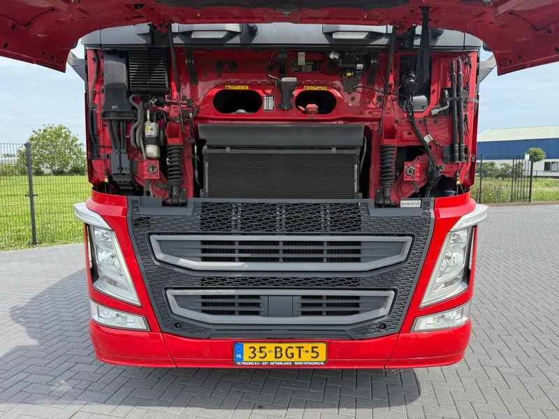 Volvo FH13.420 ADR, SMART TACHO 2, NL TRUCK, ALCOA, STEEL/AIR, PERFECT CONDITION, 2X TANK. - Cabeza tractora: foto 5 Volvo FH13.420 ADR, SMART TACHO 2, NL TRUCK, ALCOA, STEEL/AIR, PERFECT CONDITION, 2X TANK. - Cabeza tractora: foto 5