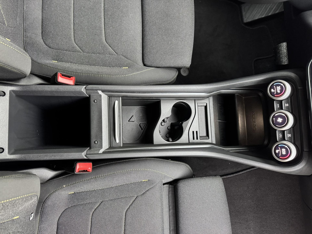 SUV/ Todoterreno Škoda Kodiaq-1.5 TSI PHEV Business Edition Full LED Adaptive cruis Climate Stoel-Stuurverwarming Apple / Android Navi Camera: foto 42