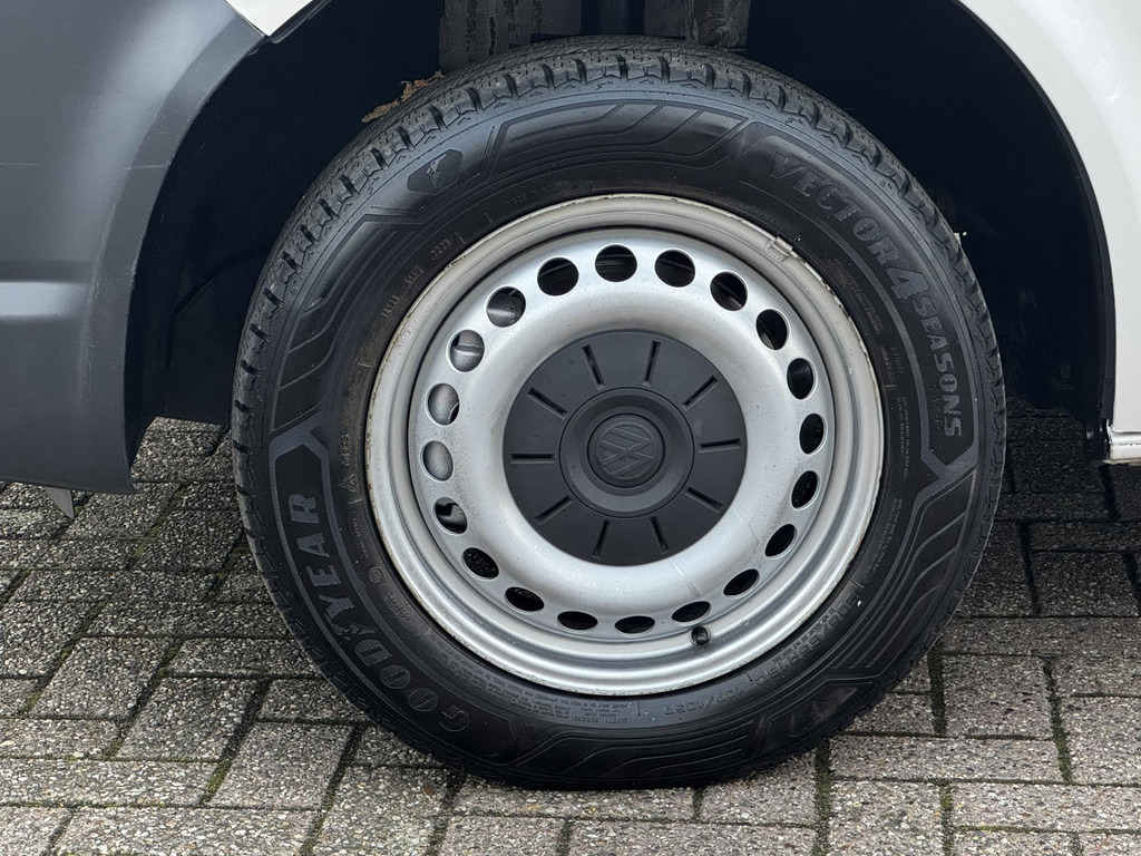 Volkswagen Transporter Kombi-T6 2.0 TDI 9 persoons Cruise control Airco Verwarmbare buitenspiegels - Furgoneta de pasajeros: foto 4 Volkswagen Transporter Kombi-T6 2.0 TDI 9 persoons Cruise control Airco Verwarmbare buitenspiegels - Furgoneta de pasajeros: foto 4