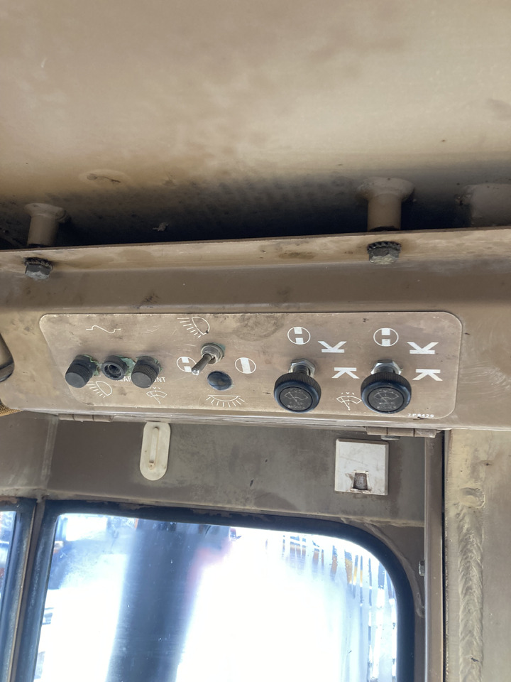 Cargadora de cadenas CATERPILLAR 973: foto 25