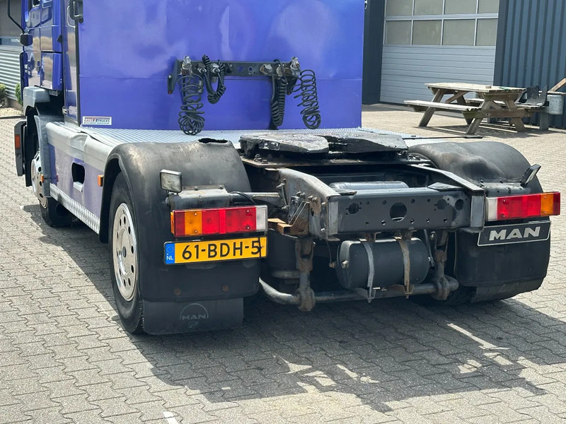 MAN 14.224 4x2 Euro 2 / 6 Cilinder / Manual / 290Tkm! - Cabeza tractora: foto 5 MAN 14.224 4x2 Euro 2 / 6 Cilinder / Manual / 290Tkm! - Cabeza tractora: foto 5