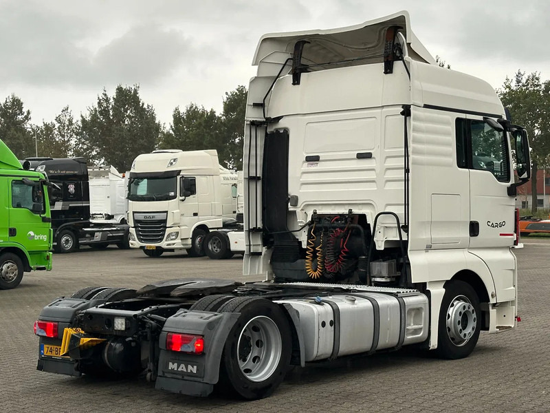 MAN TGX 18.400 Mega / Full Air / 2 Tank / Euro 5 - Cabeza tractora: foto 3 MAN TGX 18.400 Mega / Full Air / 2 Tank / Euro 5 - Cabeza tractora: foto 3