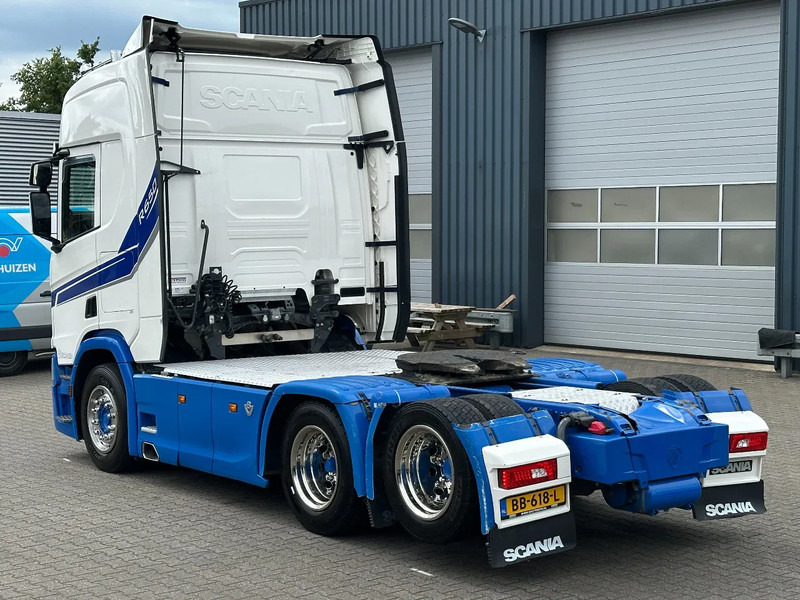 Scania R650 V8 6x2 Boogie / Retarder / Full Air / Hydrauliek / Full Spoiler - Cabeza tractora: foto 4 Scania R650 V8 6x2 Boogie / Retarder / Full Air / Hydrauliek / Full Spoiler - Cabeza tractora: foto 4