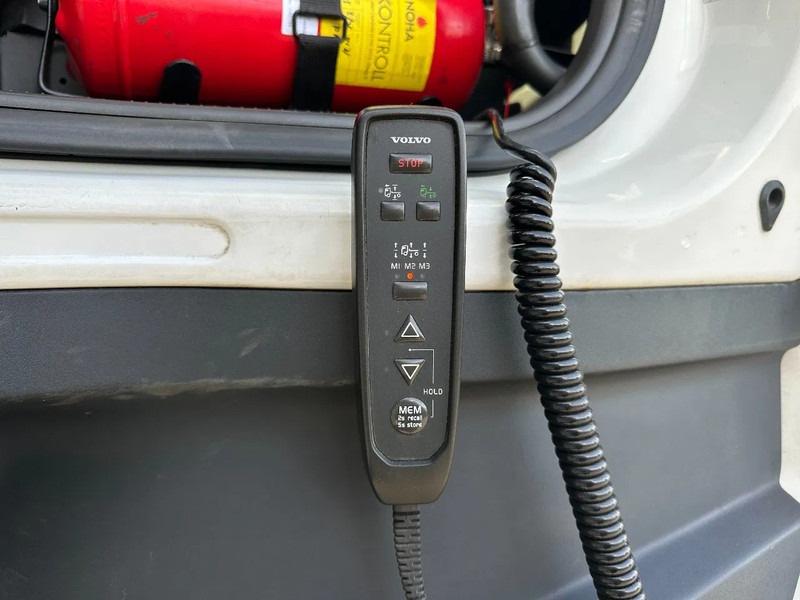 Cabeza tractora Volvo FH 540 XL 6x2 Retarder / 2 Tank / Full Air / Euro 6: foto 14