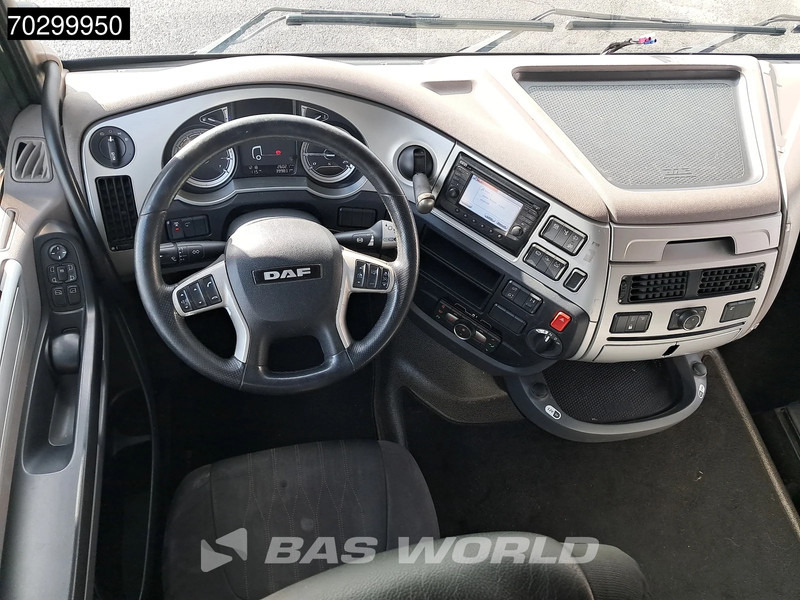 Cabeza tractora DAF XF 530 4X2 SSC Retarder 2xTanks ACC Standklima Euro 6: foto 19