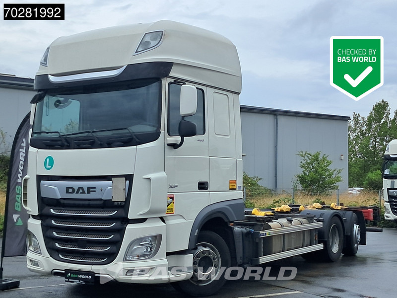 DAF XF 480 6X2 BDF 2xTanks Lift+lenkasche Automatic Retarder ACC Euro 6 - Camión portacontenedore/ Intercambiable: foto 1 DAF XF 480 6X2 BDF 2xTanks Lift+lenkasche Automatic Retarder ACC Euro 6 - Camión portacontenedore/ Intercambiable: foto 1
