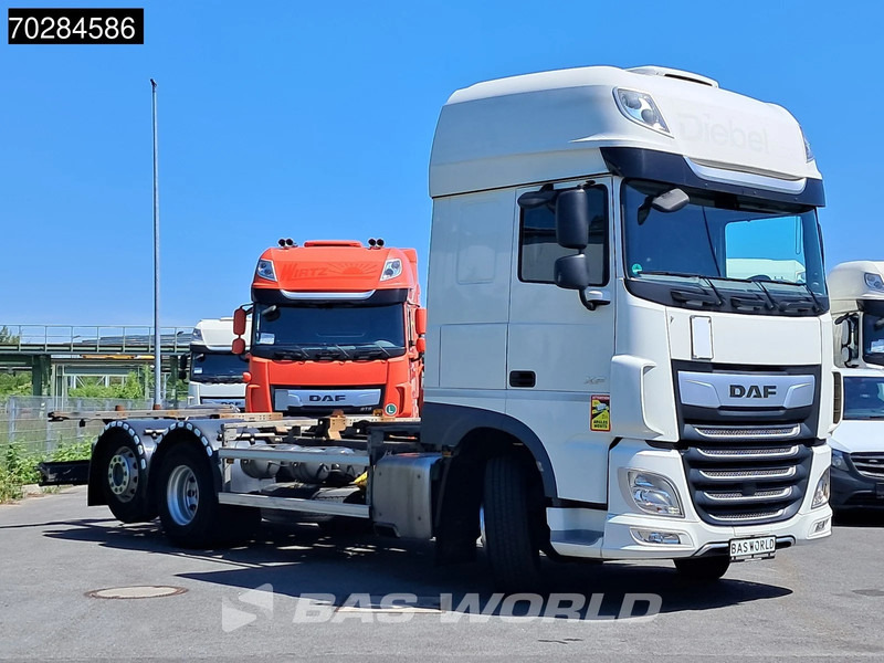 DAF XF 480 6X2 SSC Retarder 2x Tanks Lif+Lenkachse Standklima LED ACC - Camión portacontenedore/ Intercambiable: foto 3 DAF XF 480 6X2 SSC Retarder 2x Tanks Lif+Lenkachse Standklima LED ACC - Camión portacontenedore/ Intercambiable: foto 3