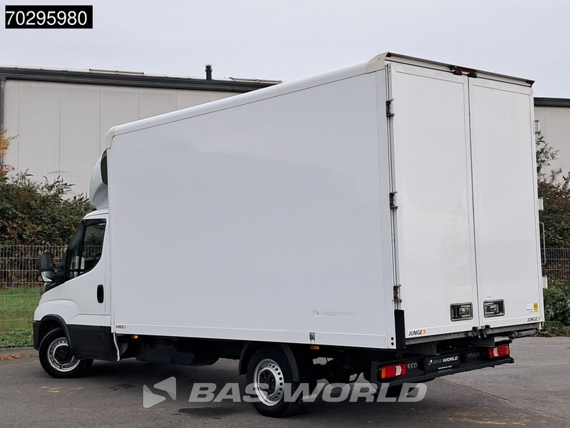 Iveco Daily 35S16 Automatik Kastenwagen Hintertüren 160PS Klimaanlage Kamera Euro6 Möbelkasten A/C - Furgoneta caja cerrada: foto 5 Iveco Daily 35S16 Automatik Kastenwagen Hintertüren 160PS Klimaanlage Kamera Euro6 Möbelkasten A/C - Furgoneta caja cerrada: foto 5