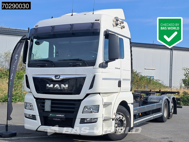 MAN TGX 26.460 6X2 BDF Liftaxle Automatic Retarder ACC Euro 6 - Camión portacontenedore/ Intercambiable: foto 1 MAN TGX 26.460 6X2 BDF Liftaxle Automatic Retarder ACC Euro 6 - Camión portacontenedore/ Intercambiable: foto 1