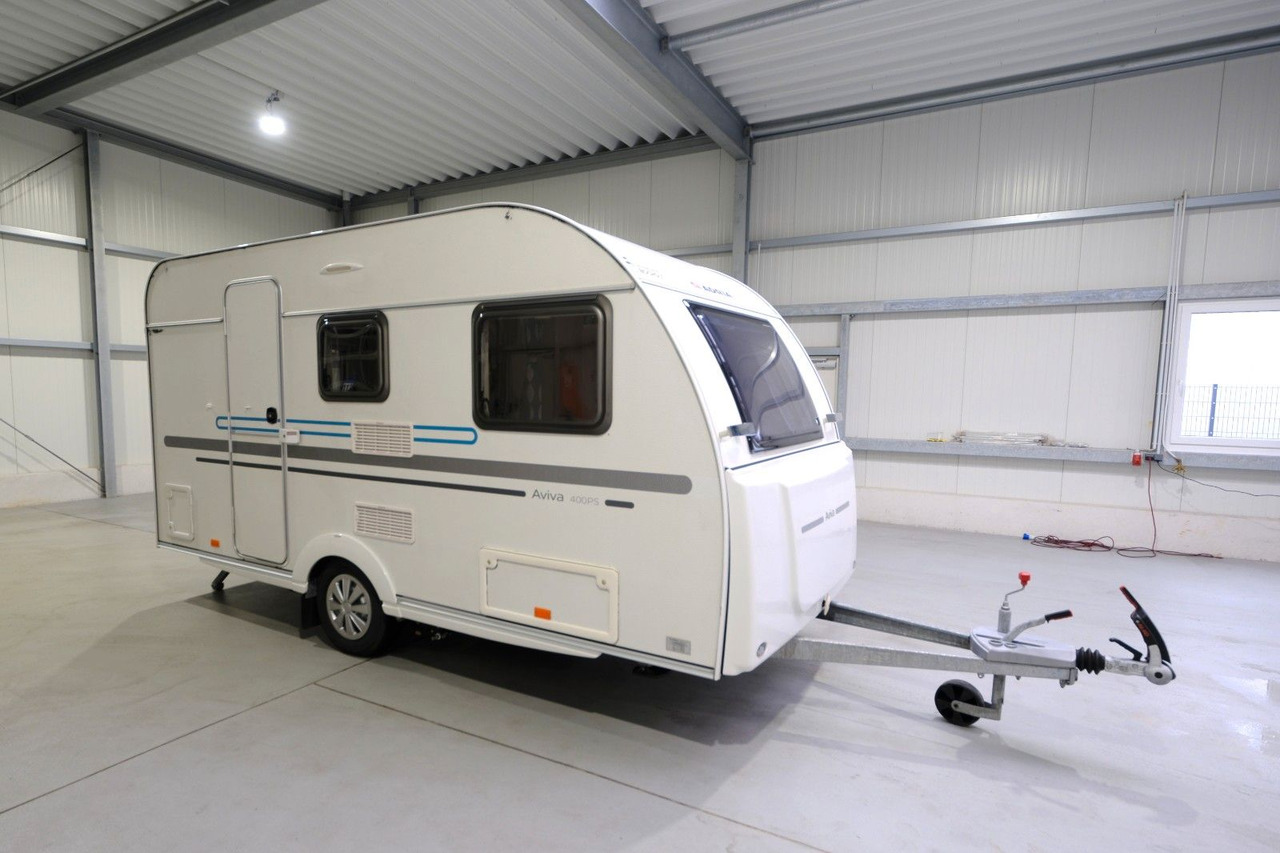 Adria Aviva 400 PS/Festbett/Seitensitzgruppe/Mover - Caravana: foto 1 Adria Aviva 400 PS/Festbett/Seitensitzgruppe/Mover - Caravana: foto 1