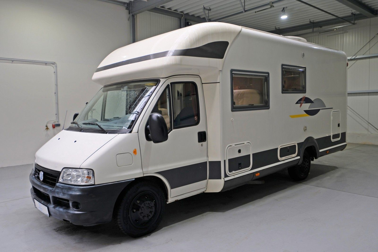 Carthago Chic T 47/Festbett/Garage/dop.Boden/Markise/Alde - Autocaravana perfilada: foto 2 Carthago Chic T 47/Festbett/Garage/dop.Boden/Markise/Alde - Autocaravana perfilada: foto 2