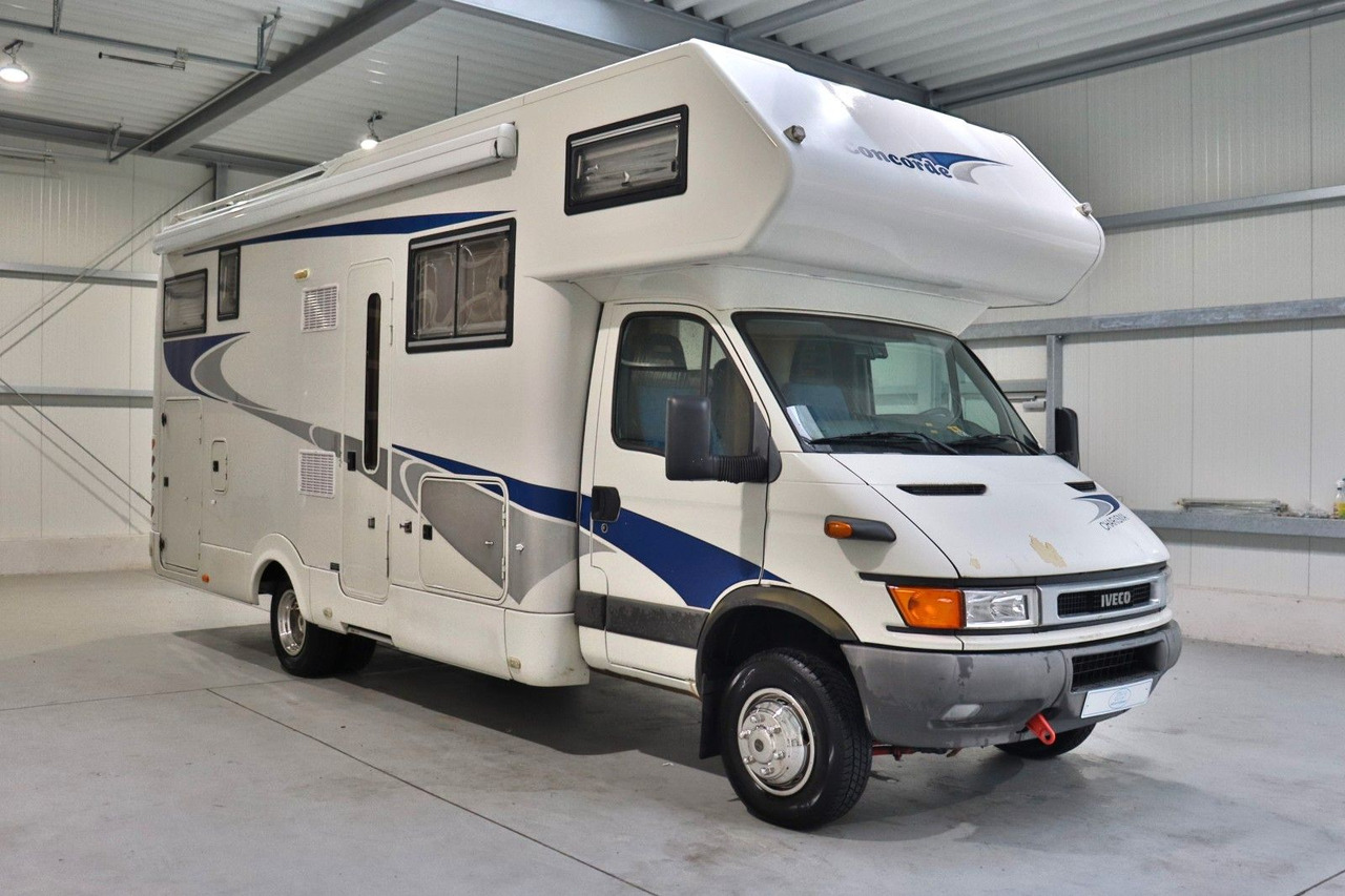Concorde A 770 G/Festbett/Garage/Klima/Solar/Markise - Autocaravana capuchina: foto 2 Concorde A 770 G/Festbett/Garage/Klima/Solar/Markise - Autocaravana capuchina: foto 2