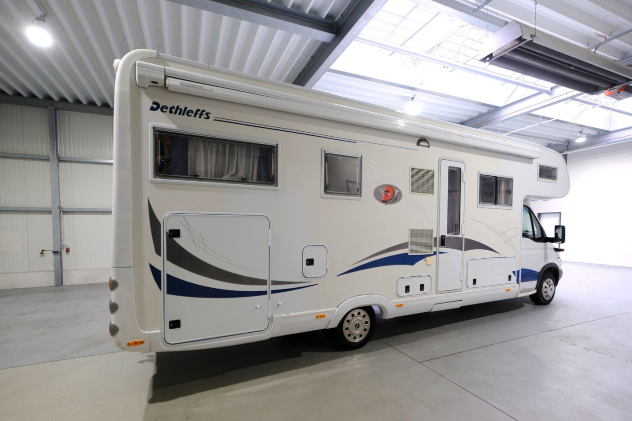 Dethleffs Globetrotter A 8000 XXL/Festbett/Garage/Solar - Autocaravana capuchina: foto 5 Dethleffs Globetrotter A 8000 XXL/Festbett/Garage/Solar - Autocaravana capuchina: foto 5