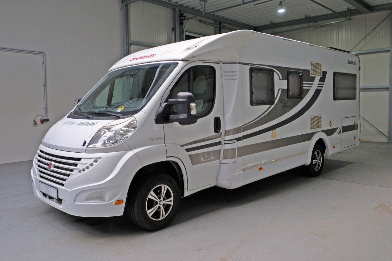 Dethleffs T 001 Magic Edition White/Einzelbetten/Solar - Autocaravana perfilada: foto 2 Dethleffs T 001 Magic Edition White/Einzelbetten/Solar - Autocaravana perfilada: foto 2