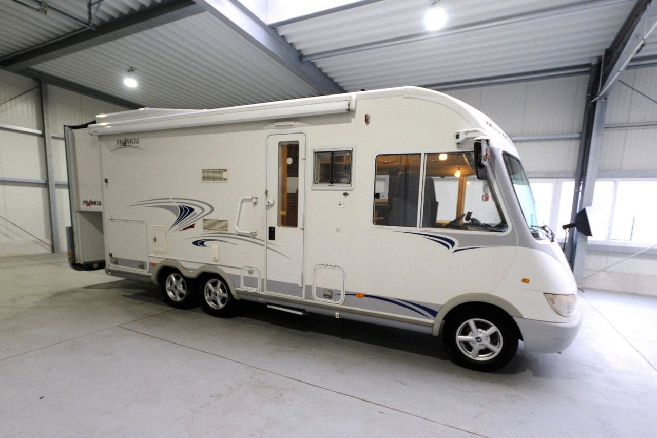 Frankia I 650 QS HolidayClass/Festbett+Hubbett/Klima/DPF - Autocaravana integral: foto 2 Frankia I 650 QS HolidayClass/Festbett+Hubbett/Klima/DPF - Autocaravana integral: foto 2
