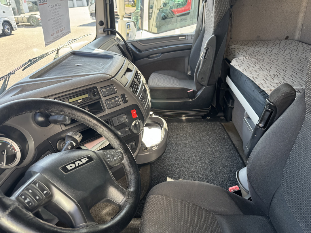 DAF XF 460 - Cabeza tractora: foto 5 DAF XF 460 - Cabeza tractora: foto 5