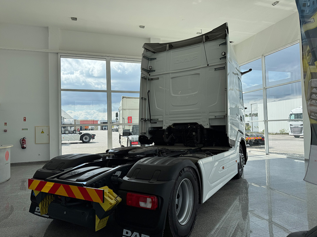 DAF XG 480 FT - Cabeza tractora: foto 2 DAF XG 480 FT - Cabeza tractora: foto 2