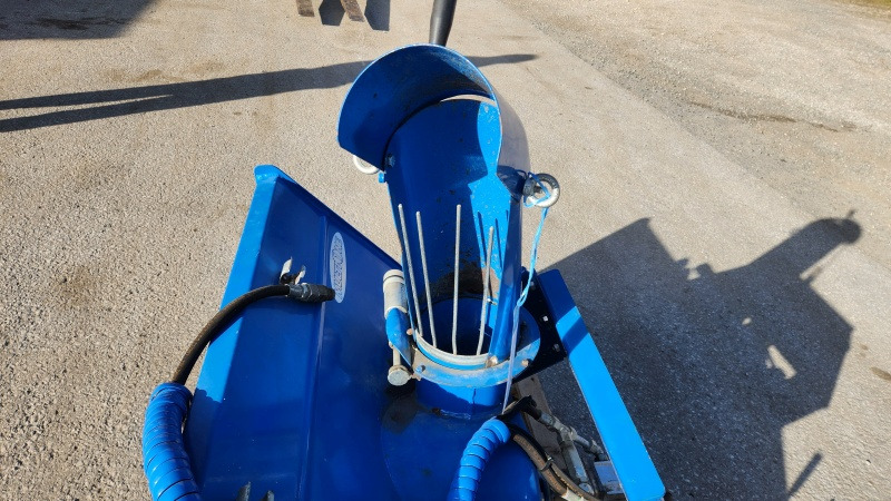 Multione Schneefräse 120 cm (22576) - Soplador de nieve para Tractor: foto 4 Multione Schneefräse 120 cm (22576) - Soplador de nieve para Tractor: foto 4