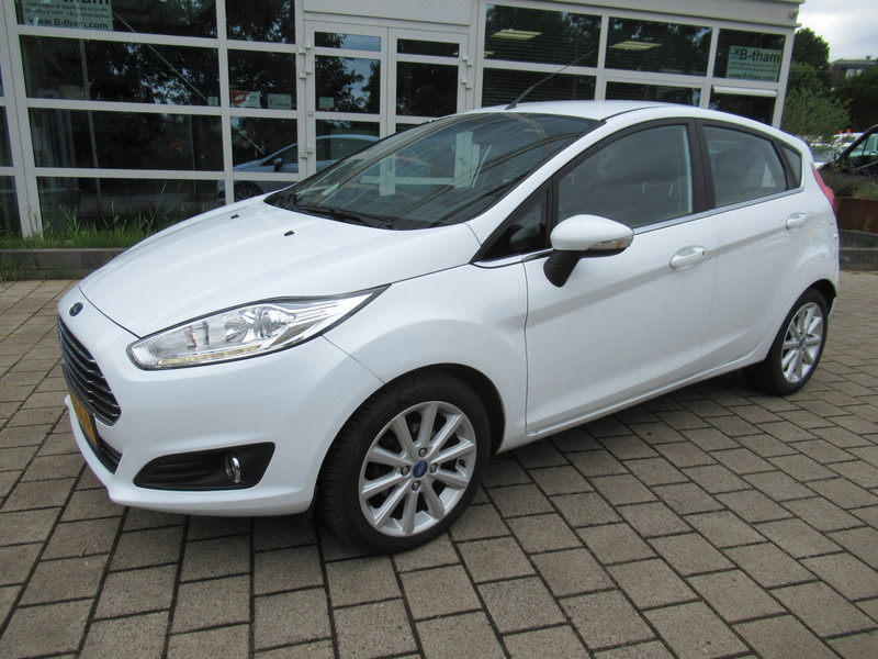 Ford Fiesta 1.0 EcoBoost 74KW Titanium 5-deurs - Hatchback: foto 2 Ford Fiesta 1.0 EcoBoost 74KW Titanium 5-deurs - Hatchback: foto 2
