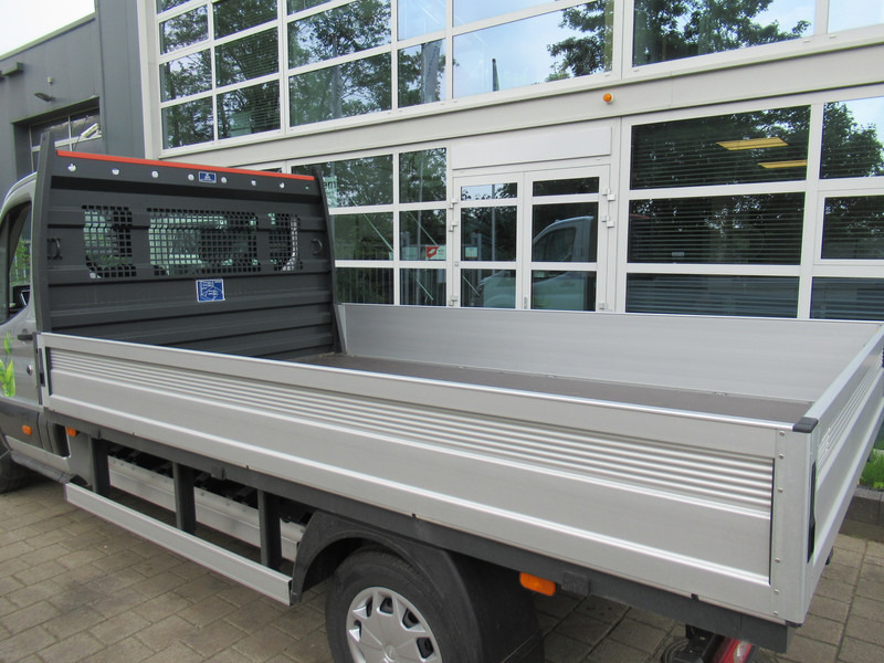 Ford Transit Laadbak L3 370 x 220 Nieuw / Neu / New - Caja abierta furgoneta: foto 2 Ford Transit Laadbak L3 370 x 220 Nieuw / Neu / New - Caja abierta furgoneta: foto 2