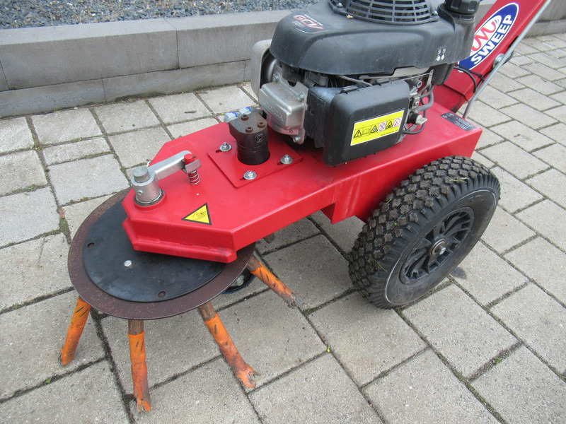GS Sweep MS 0700R Onkruidborstel HONDA GCV160 - Maquinaria de jardinería: foto 3 GS Sweep MS 0700R Onkruidborstel HONDA GCV160 - Maquinaria de jardinería: foto 3