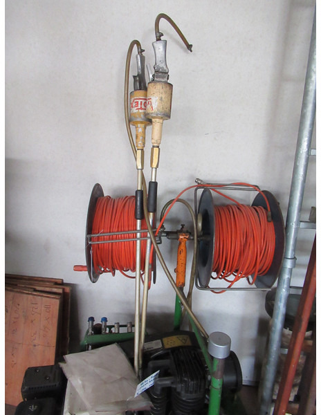 Votex Honda Pneumatische Snoei-unit Pneumatisch Snoei gereedschap - Maquinaria agrícola: foto 2 Votex Honda Pneumatische Snoei-unit Pneumatisch Snoei gereedschap - Maquinaria agrícola: foto 2