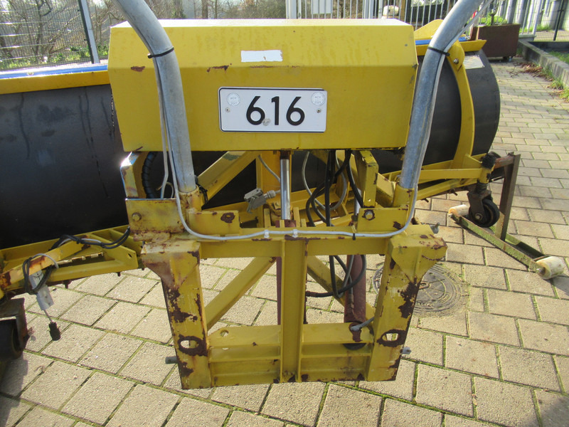 NIDO HYL-240K 24V Hydro 270CM Schneepflug Snowplow Sneeuwploeg - Máquina quitanieve: foto 4 NIDO HYL-240K 24V Hydro 270CM Schneepflug Snowplow Sneeuwploeg - Máquina quitanieve: foto 4
