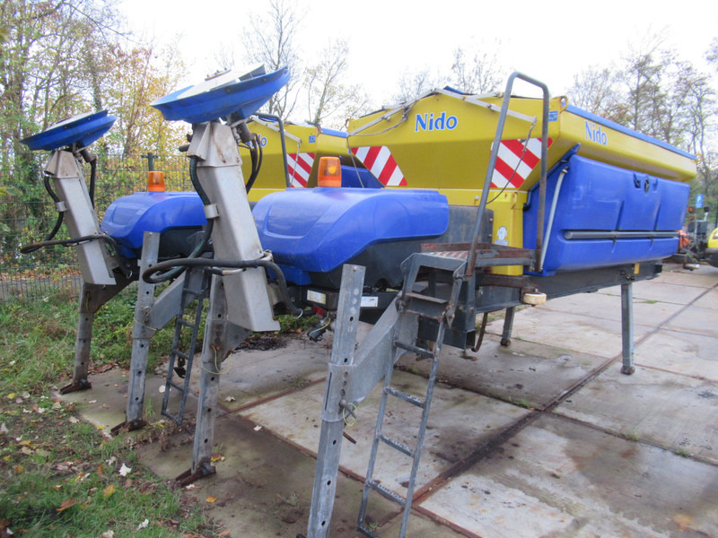 NIDO STRATOS B50-42 VCLN-490 5M3 + 2.200l HYDRO Salzstreuer Saltspreader Zoutstrooier - Esparcidor de sal: foto 3 NIDO STRATOS B50-42 VCLN-490 5M3 + 2.200l HYDRO Salzstreuer Saltspreader Zoutstrooier - Esparcidor de sal: foto 3
