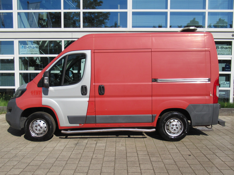Peugeot Boxer 330 2.0 HDI 81KW L1H2 Pro AIRCO - Klima - Furgoneta pequeña: foto 2 Peugeot Boxer 330 2.0 HDI 81KW L1H2 Pro AIRCO - Klima - Furgoneta pequeña: foto 2