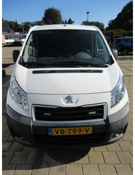 Peugeot Expert 227 1.6 HDI L1H1 P+ 3-zit ! Top Staat ! AIRCO - Furgoneta pequeña: foto 5 Peugeot Expert 227 1.6 HDI L1H1 P+ 3-zit ! Top Staat ! AIRCO - Furgoneta pequeña: foto 5