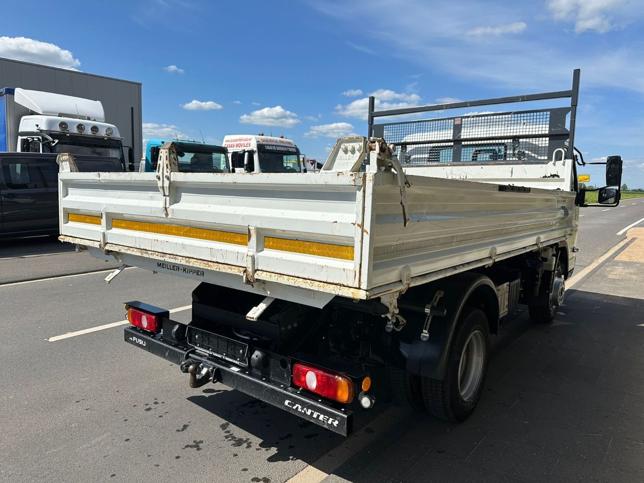 FUSO Canter 7C18/Meiller 3-S-K*Top-Deal!* - Volquete furgoneta: foto 4 FUSO Canter 7C18/Meiller 3-S-K*Top-Deal!* - Volquete furgoneta: foto 4