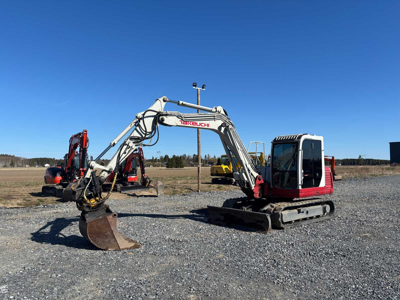 Crawler excavator Takeuchi TB175 - Miniexcavadora: foto 1 Crawler excavator Takeuchi TB175 - Miniexcavadora: foto 1