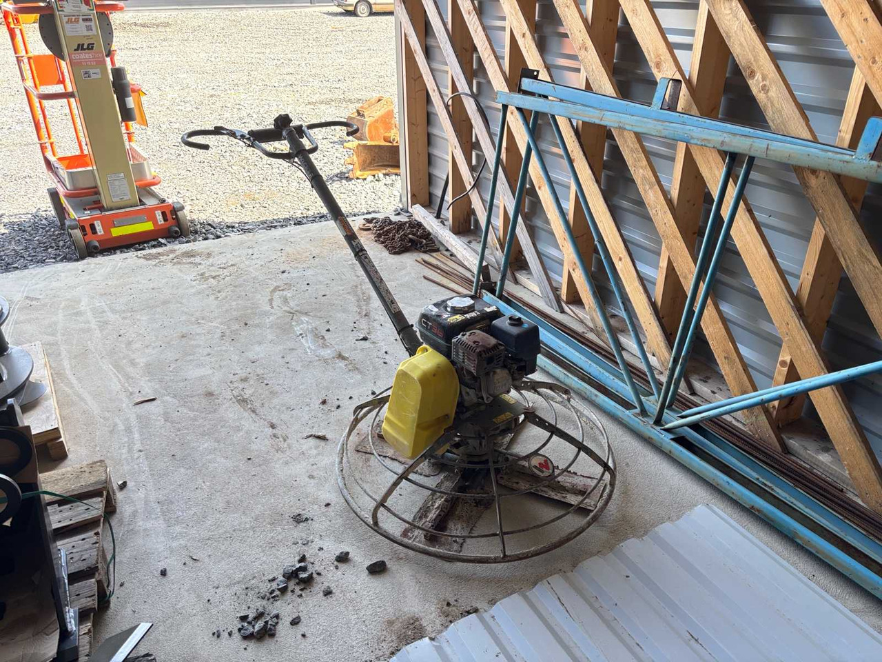 Wacker Neuson Trowel CT 36-5A concrete grinder - Fratasadora: foto 3 Wacker Neuson Trowel CT 36-5A concrete grinder - Fratasadora: foto 3