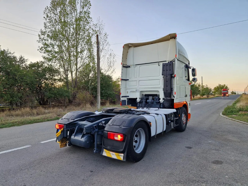DAF XF 105.460 Manual - Tractor industrial: foto 4 DAF XF 105.460 Manual - Tractor industrial: foto 4
