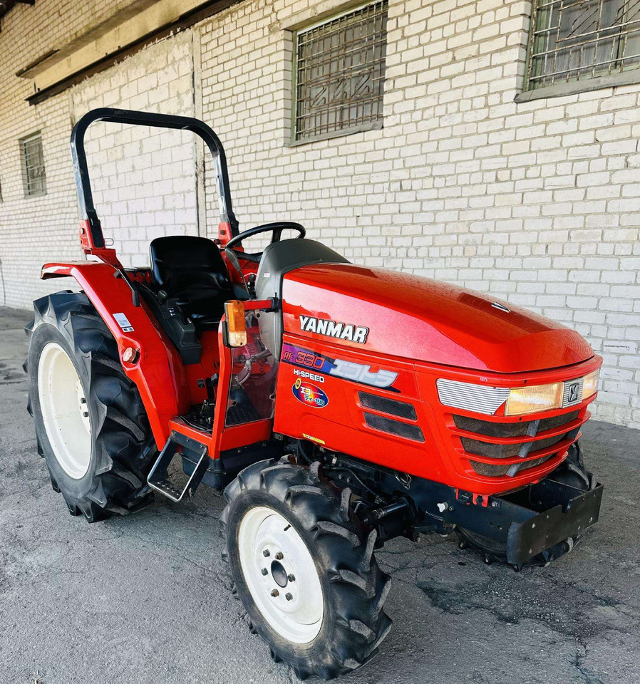 Yanmar AF330 - Tractor: foto 1 Yanmar AF330 - Tractor: foto 1