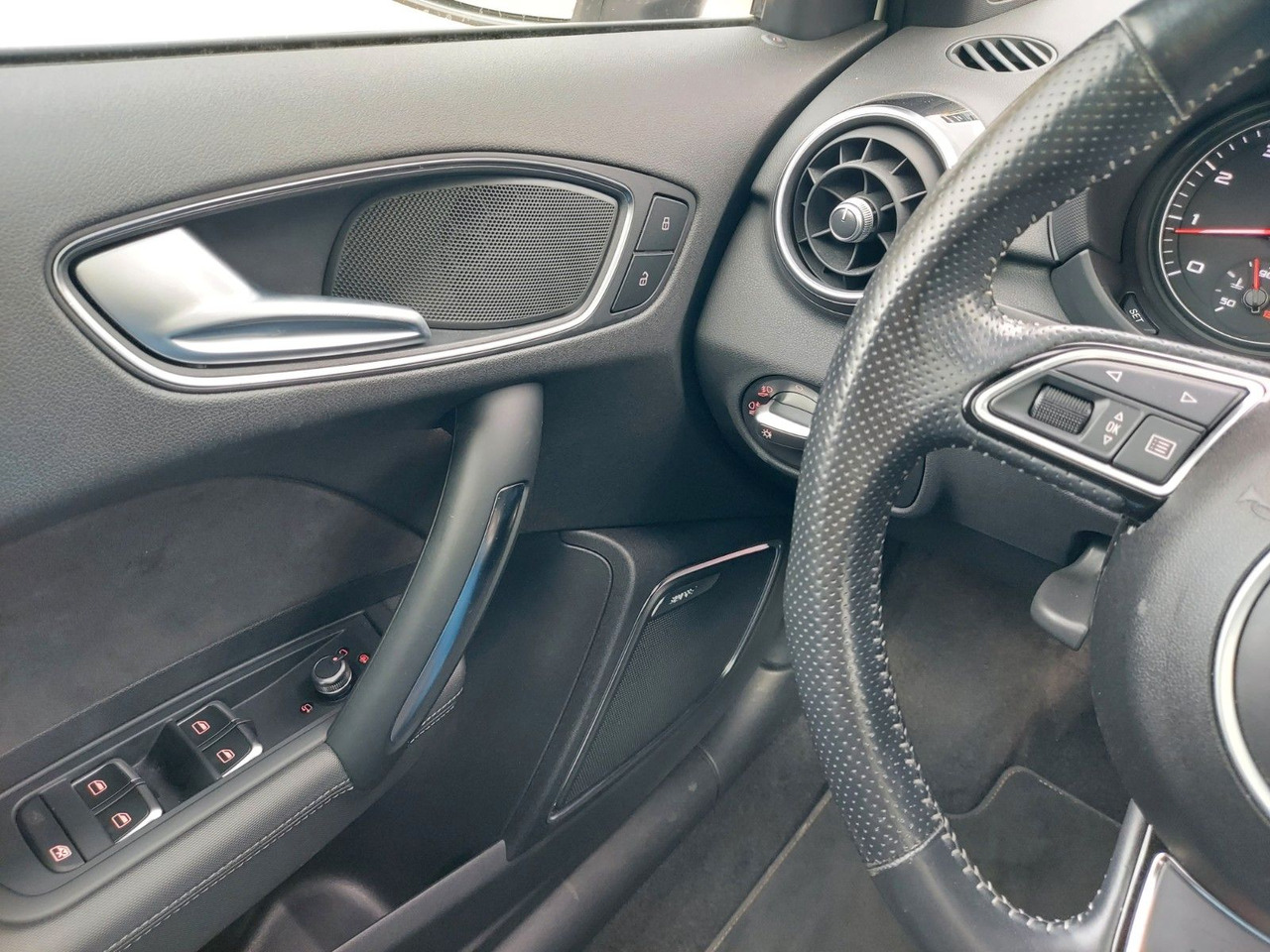 Sedan Audi A1 Sportback sport S-Line Pano Bose Xenon DAB: foto 20