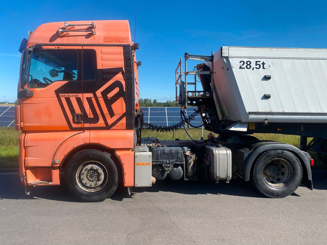 MAN TGX 18.440 4x2 KIPPHYDRAULIK - Cabeza tractora: foto 5 MAN TGX 18.440 4x2 KIPPHYDRAULIK - Cabeza tractora: foto 5