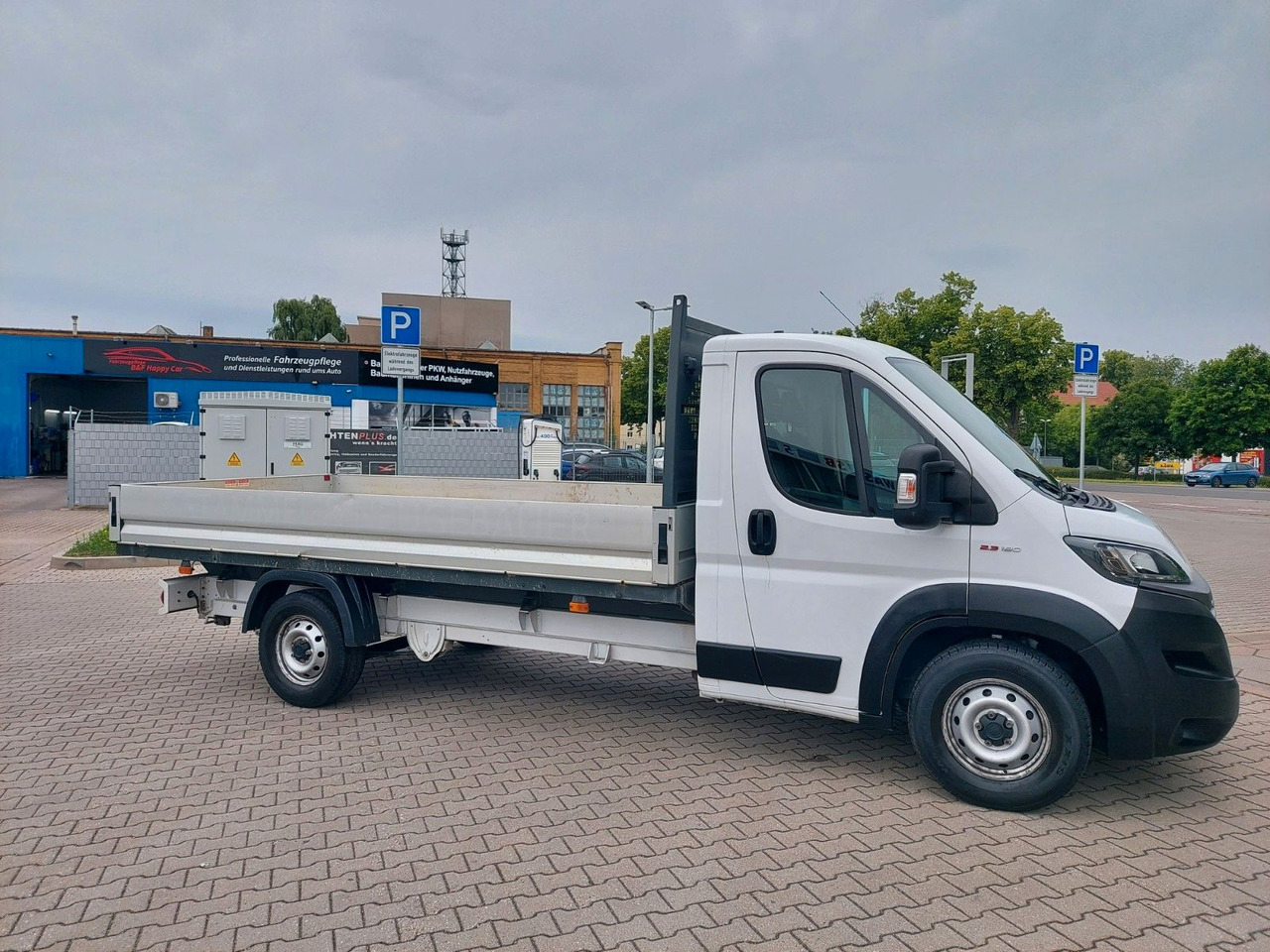 Fiat Ducato Maxi Pritsche 35 180 L5 Pritsche - Caja abierta furgoneta: foto 1 Fiat Ducato Maxi Pritsche 35 180 L5 Pritsche - Caja abierta furgoneta: foto 1