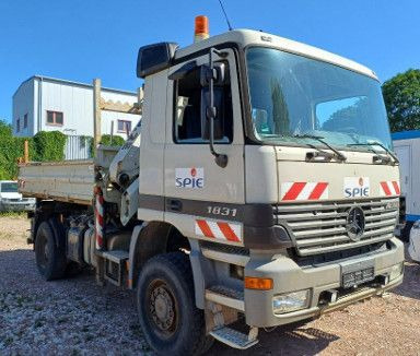 Mercedes-Benz ACTROS 1831 4X4 KRAN MEILER ALLRAD ATLAS KRAN - Camión volquete, Camión grúa: foto 2 Mercedes-Benz ACTROS 1831 4X4 KRAN MEILER ALLRAD ATLAS KRAN - Camión volquete, Camión grúa: foto 2