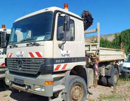 Mercedes-Benz ACTROS 1831 4X4 KRAN MEILER ALLRAD ATLAS KRAN - Camión volquete, Camión grúa: foto 1 Mercedes-Benz ACTROS 1831 4X4 KRAN MEILER ALLRAD ATLAS KRAN - Camión volquete, Camión grúa: foto 1