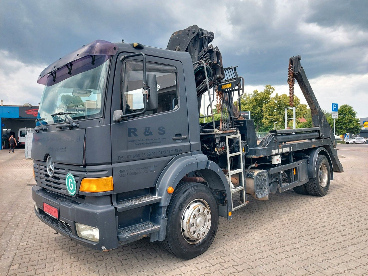 Mercedes-Benz Actros 1828 Hiab Absetzkipper Hiab Kran Absetzer - Camión volquete, Camión grúa: foto 5 Mercedes-Benz Actros 1828 Hiab Absetzkipper Hiab Kran Absetzer - Camión volquete, Camión grúa: foto 5