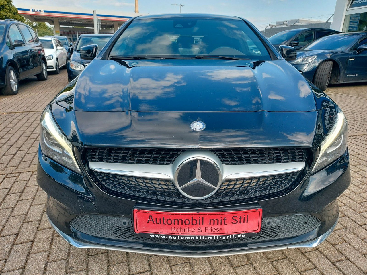 Mercedes-Benz CLA 220 CLA -Klasse Shooting Brake AMG ACC - Coche: foto 5 Mercedes-Benz CLA 220 CLA -Klasse Shooting Brake AMG ACC - Coche: foto 5