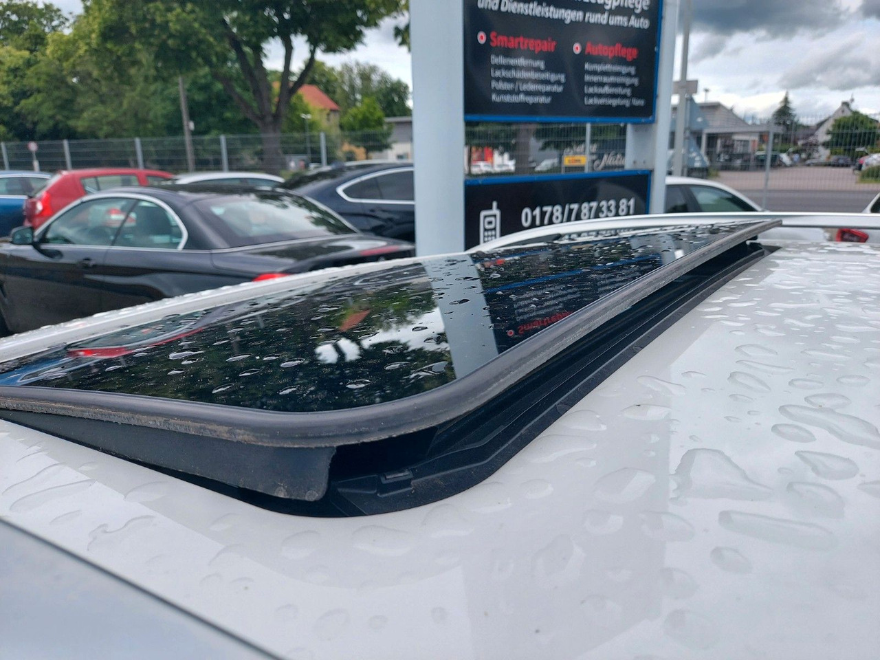 Mercedes-Benz E 220 E -Klasse T 220CDI LED Glasdach Leder Navi - Coche: foto 3 Mercedes-Benz E 220 E -Klasse T 220CDI LED Glasdach Leder Navi - Coche: foto 3
