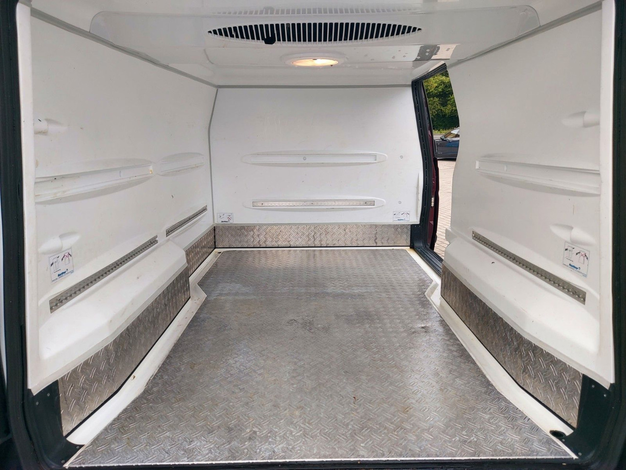 Mercedes-Benz Vito 116 CDI Lang Kühler Cooler KERSTNER 220V - Furgoneta frigorifica: foto 3 Mercedes-Benz Vito 116 CDI Lang Kühler Cooler KERSTNER 220V - Furgoneta frigorifica: foto 3