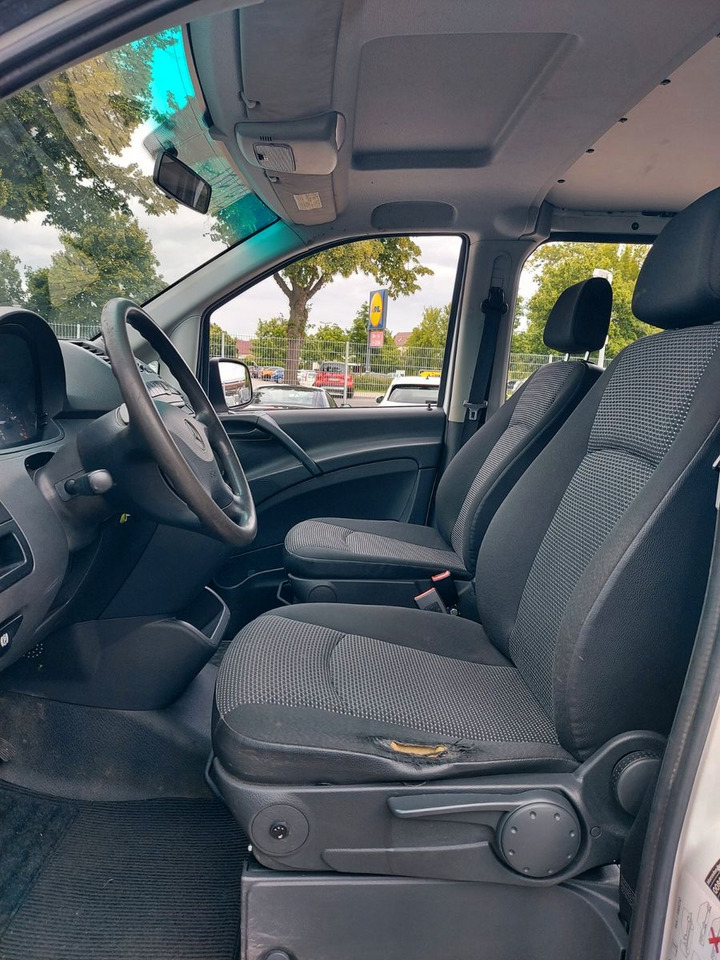 Furgoneta de pasajeros Mercedes-Benz Vito Mixto 4x4 116 extralang Automatik 5 Sitze: foto 11 Furgoneta de pasajeros Mercedes-Benz Vito Mixto 4x4 116 extralang Automatik 5 Sitze: foto 11