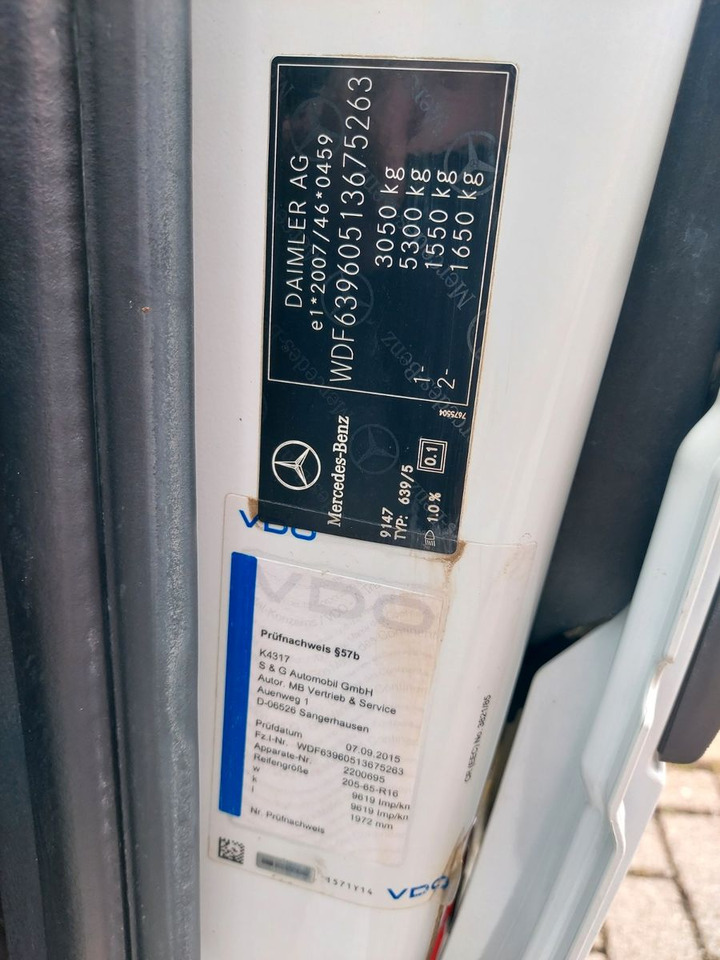 Furgoneta de pasajeros Mercedes-Benz Vito Mixto 4x4 116 extralang Automatik 5 Sitze: foto 16 Furgoneta de pasajeros Mercedes-Benz Vito Mixto 4x4 116 extralang Automatik 5 Sitze: foto 16