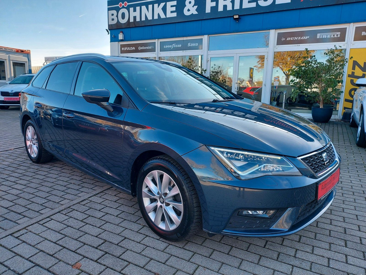 Seat Leon ST Style DSG ACC Radar LED Navi DAB AHK - Coche familiar: foto 1 Seat Leon ST Style DSG ACC Radar LED Navi DAB AHK - Coche familiar: foto 1