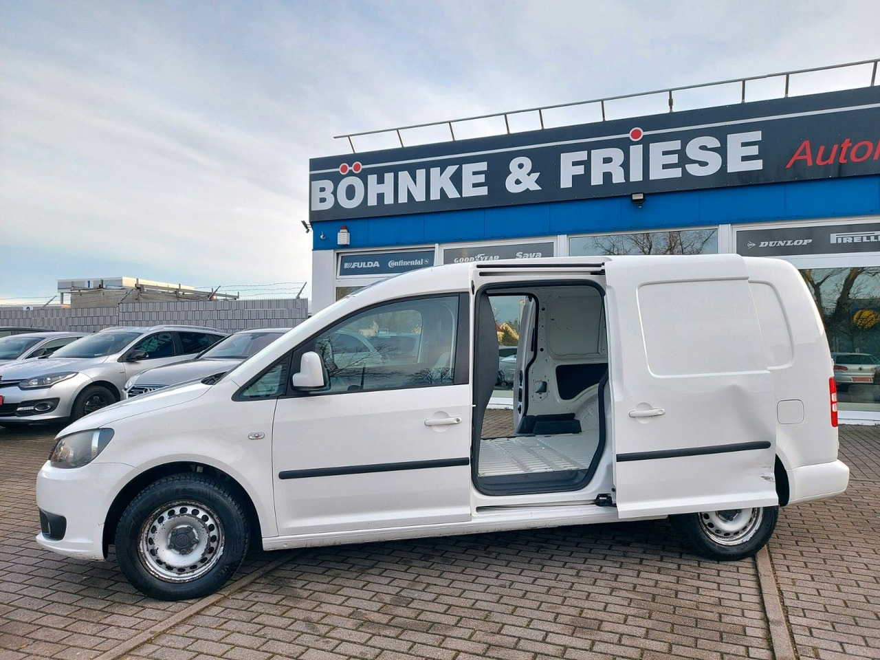 Volkswagen Caddy Kasten Kombi Maxi lang BiFuel LPG Benzin - Furgoneta de pasajeros: foto 2 Volkswagen Caddy Kasten Kombi Maxi lang BiFuel LPG Benzin - Furgoneta de pasajeros: foto 2