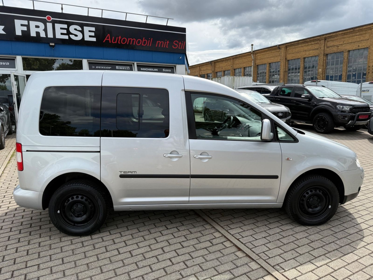 Volkswagen Caddy Life Team 5 Sitze Klima Sitzheiz. PDC - Furgoneta de pasajeros: foto 3 Volkswagen Caddy Life Team 5 Sitze Klima Sitzheiz. PDC - Furgoneta de pasajeros: foto 3